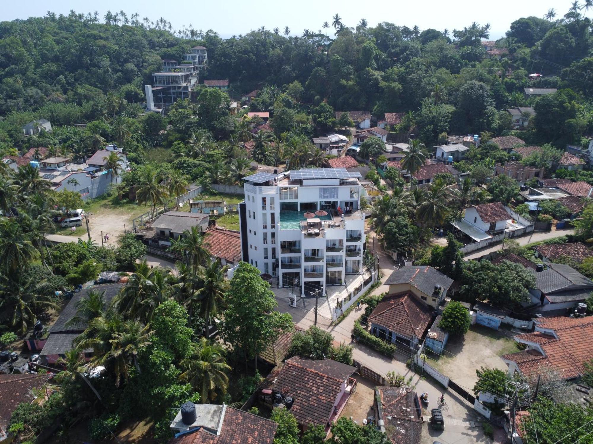 Emerald Bay Resort Mirissa Bagian luar foto