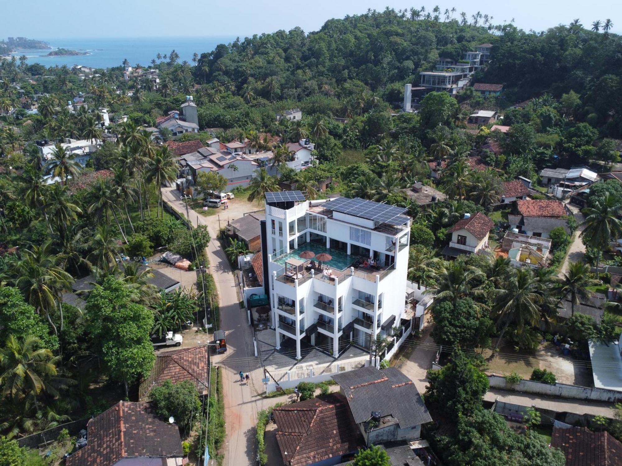 Emerald Bay Resort Mirissa Bagian luar foto